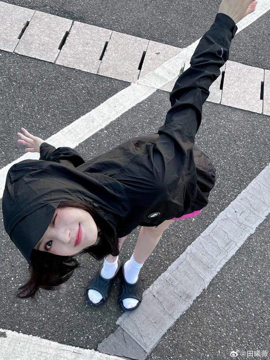 在真人秀里素颜出镜	，她这么敢？ 第16张