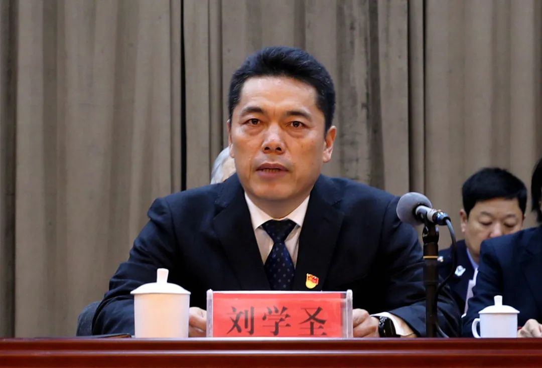 山东高青县委书记刘学圣调任哈密，连续3名东部省份75后干部入疆  第1张